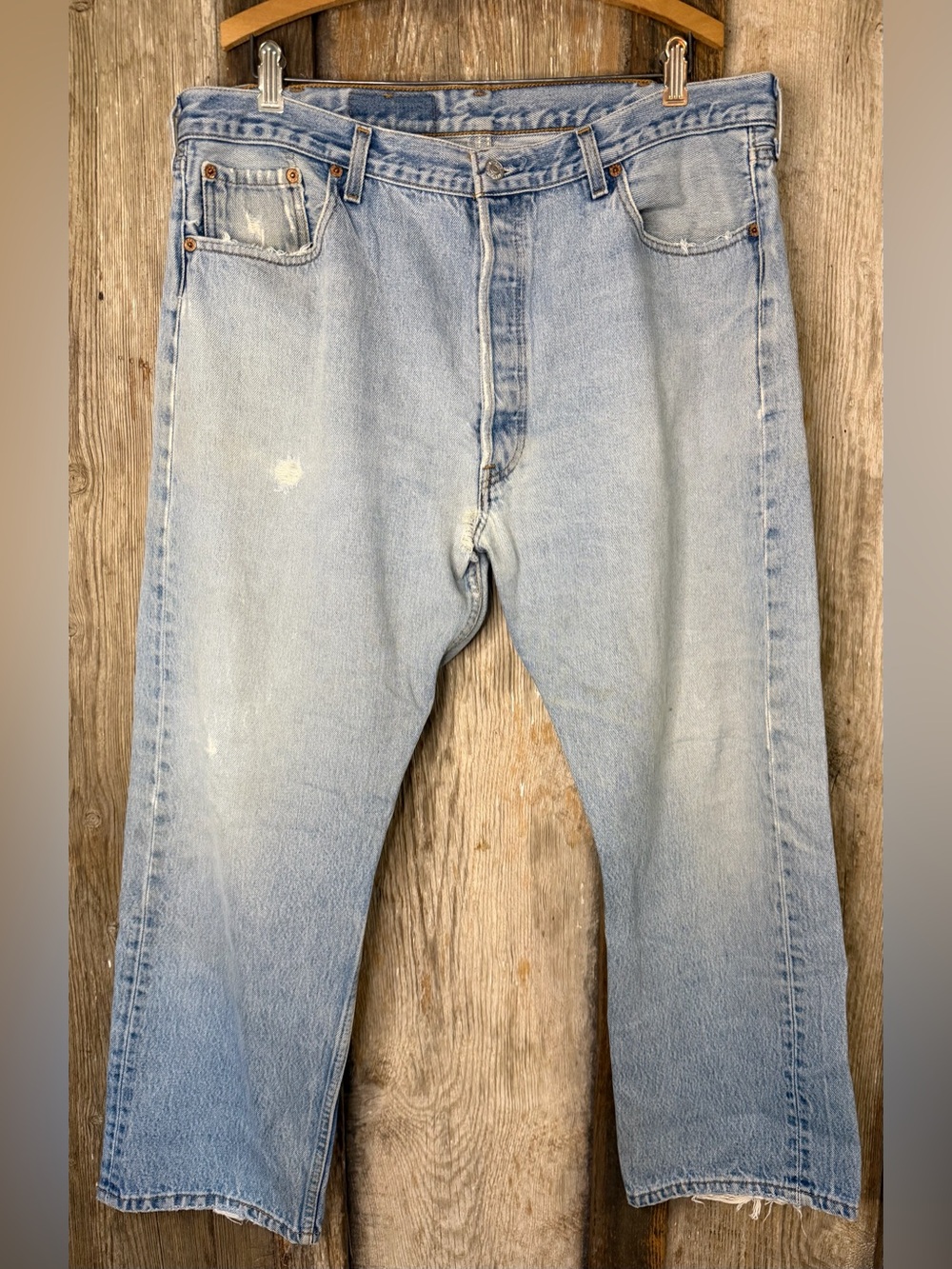 VTG 90s Levi’s 501xx Denim Jeans Light Wash Made in USA Size 40 Waist
